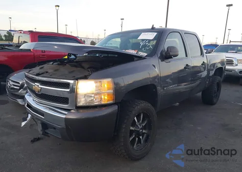 2010 Chevrolet Silverado 1500 Ls z USA, uszkodzony, nr VIN 3GCRCREAXAG294010